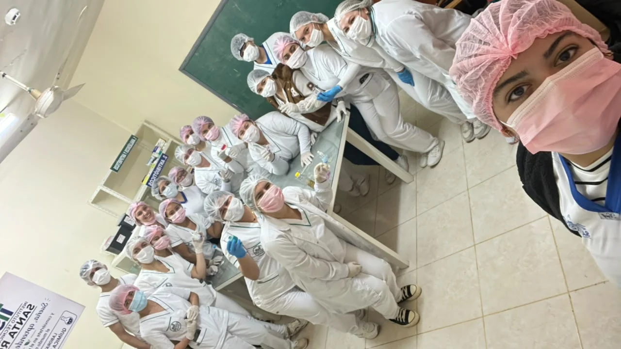 Experiencias de aprendizaje en el área de Farmacia